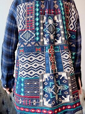 Johnny Was Workshop embroidered silk back navy plaid cotton button down Large